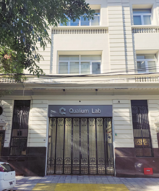 Calidad, escala y un modelo que redefine la alta complejidad bioquímica